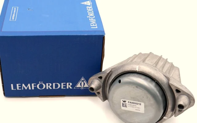 LEMFORDER 3557401 | Sağ Motor Kulağı Mercedes E-Serisi (W212) C-Serisi (W204) E220 C220 CDI M651 09-16