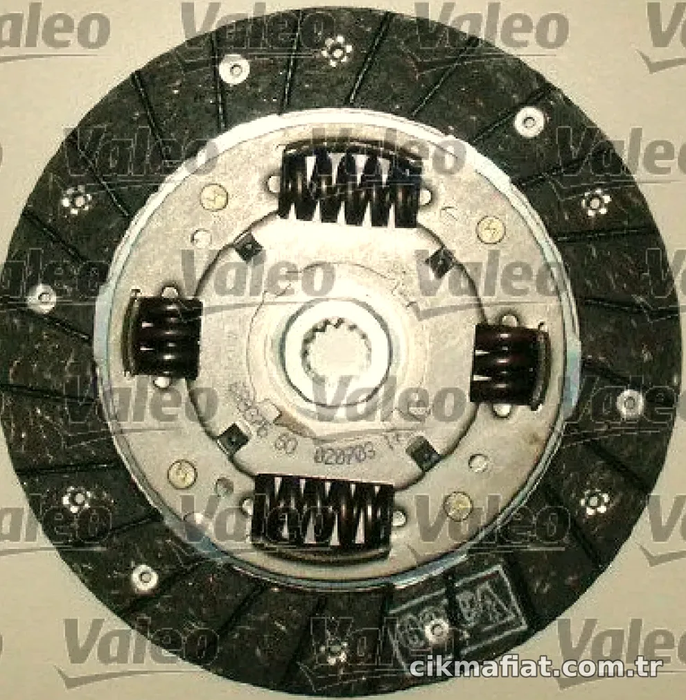 DEBRIYAJ SETI CORSA B 1,0I 12V 97>00 (X10XE) – Valeo – VALEO 826039″ loading=”lazy” /></figure>
<p class=