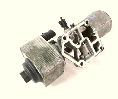 İTHAL Motor Yağ Filtre Kütüğü Komple Kapak Üzerinde – Caddy – Passat – Transporter – T5